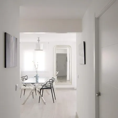 Olivia Trg Aparthotel 3*