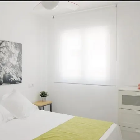 Aparthotel Olivia Trg 3*