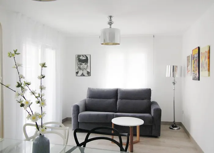 Olivia Trg Aparthotel 3*